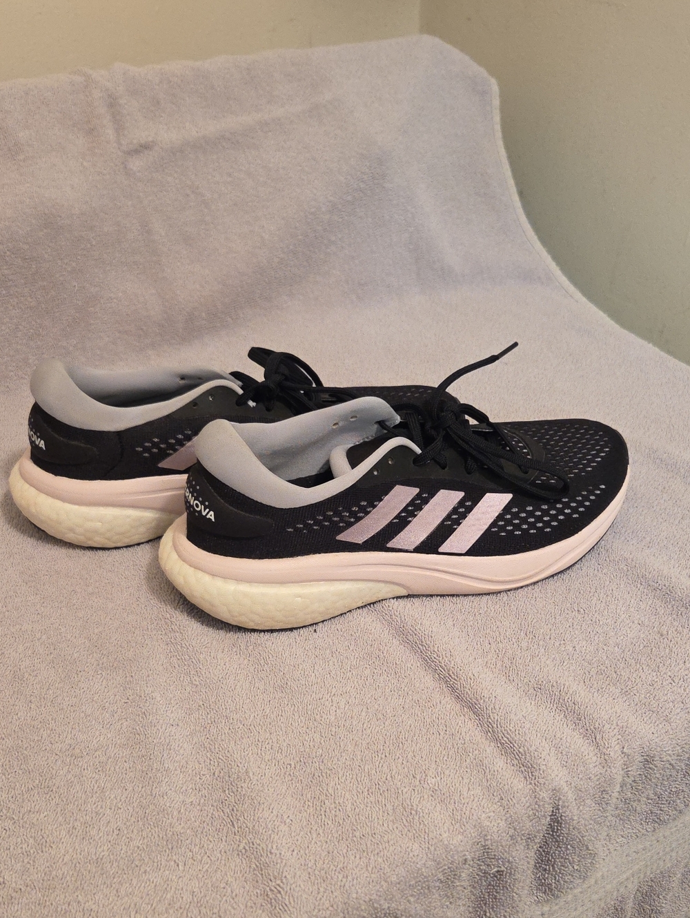 Womens Adidas Supernova